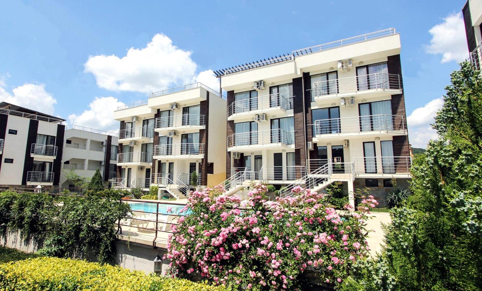 New Line Village Apartments Sunny Beach Exterior foto